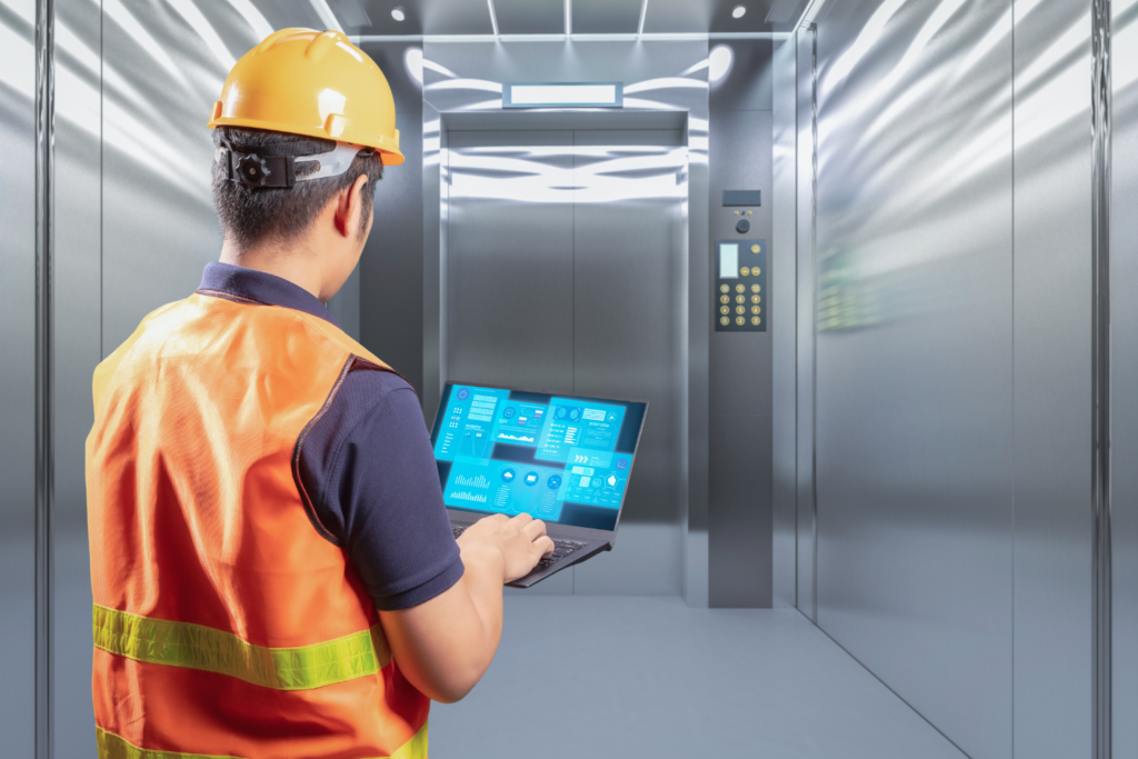 Professionele liftmodernisering voor veiligere en efficiëntere liften.